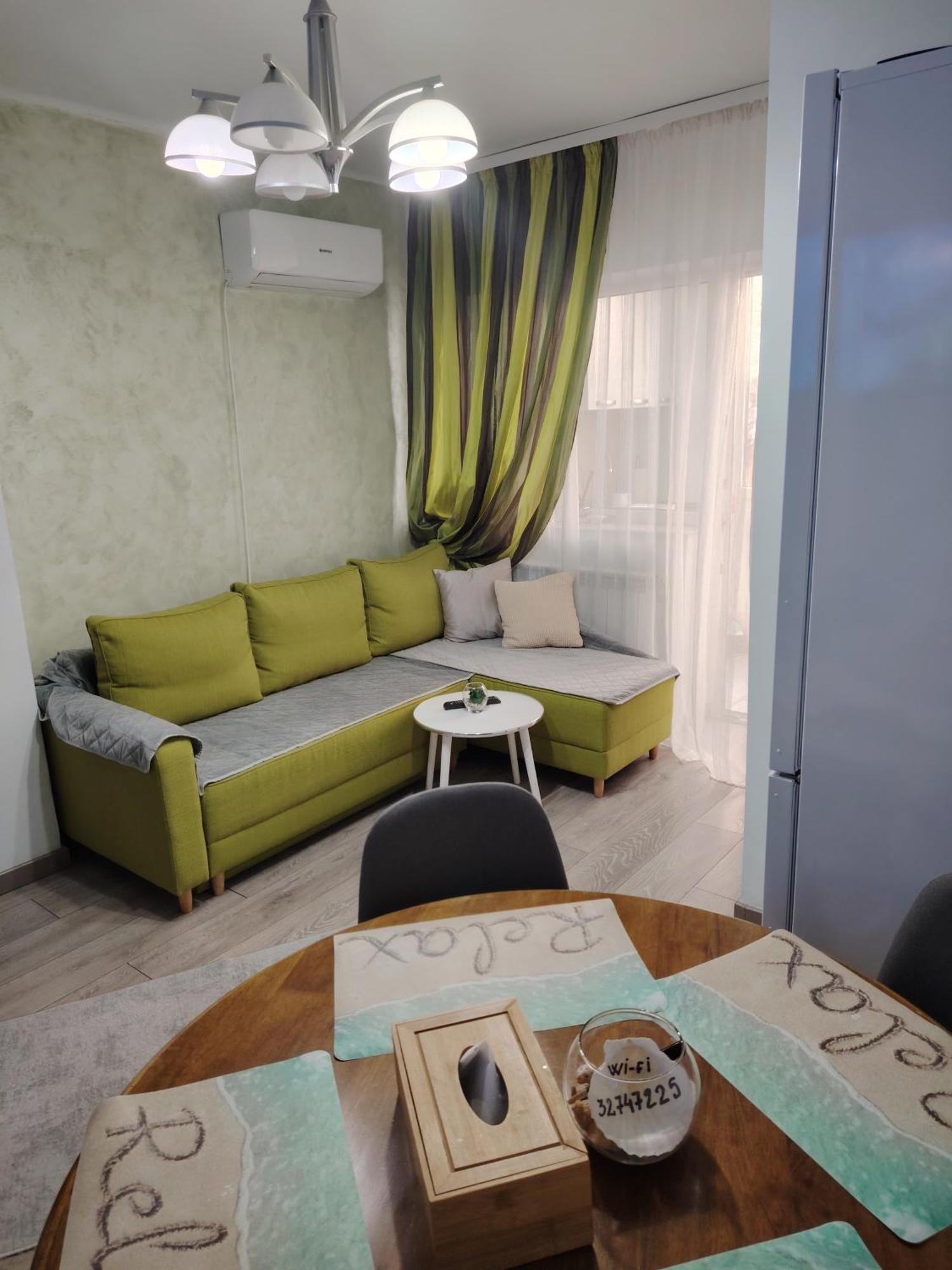 Relax Downtown Suite Κονστάντζα Εξωτερικό φωτογραφία
